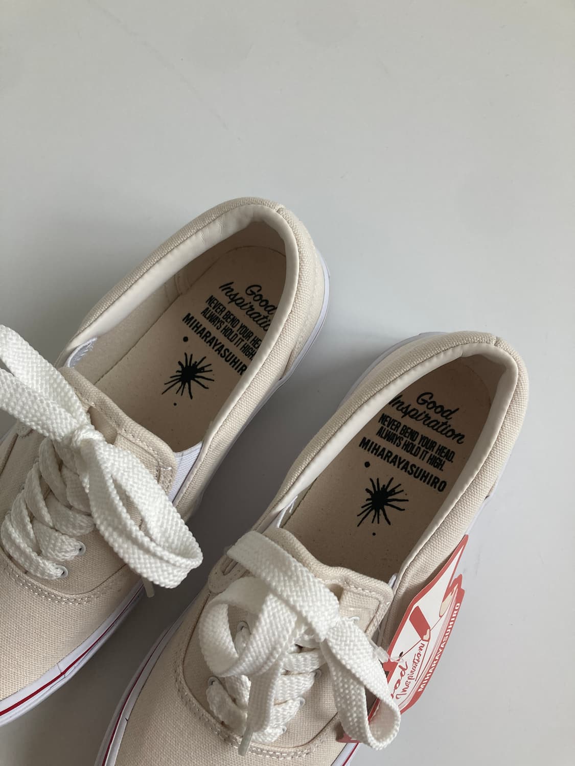 X GU Sneakers 상품이미지6
