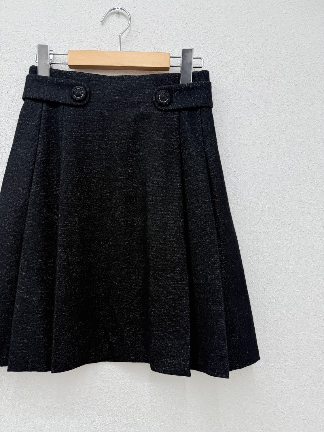 빈티지 strawberry fields 블랙 벨트 플레어 미디 스커트 상품이미지2