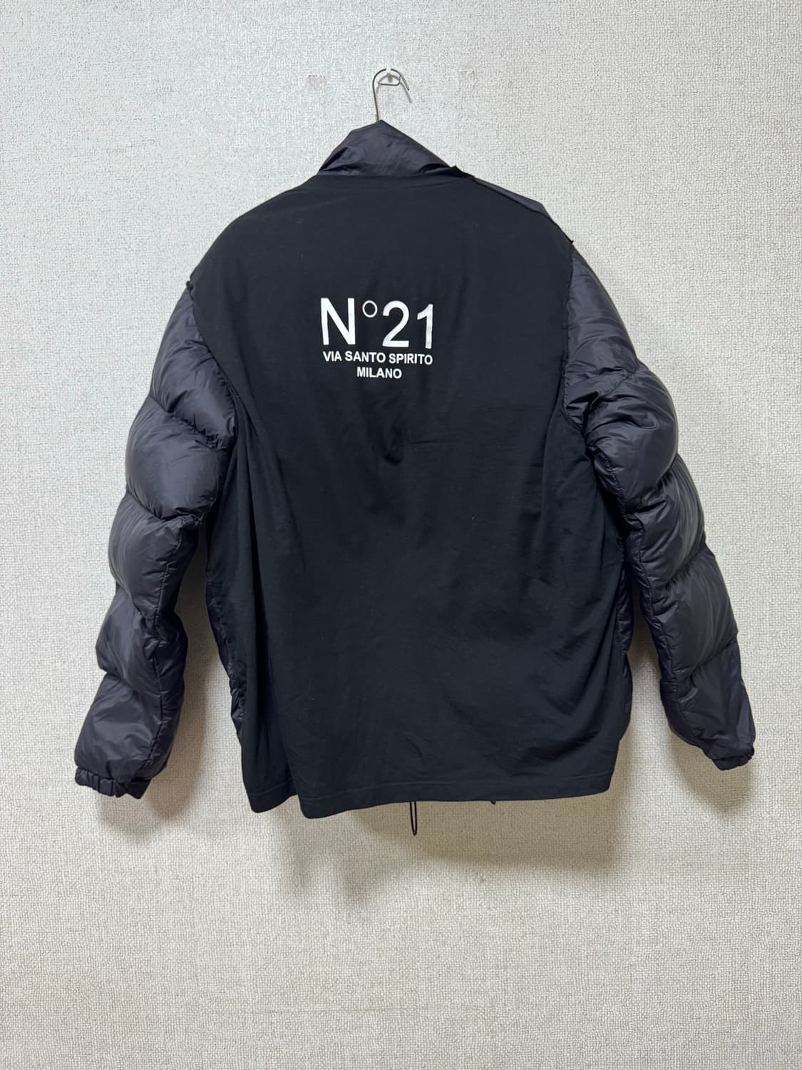 N°21 오버핏 다운 패딩(블랙) 상품이미지2