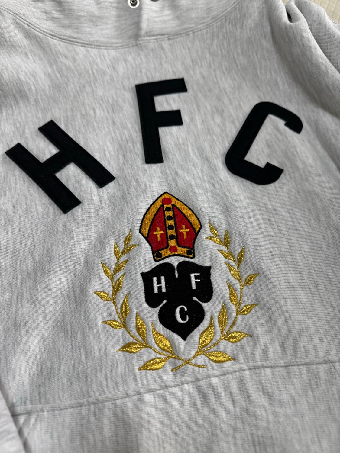 헤리티지플로스 10주년 빅로고 후드티 팝니다 상품이미지3