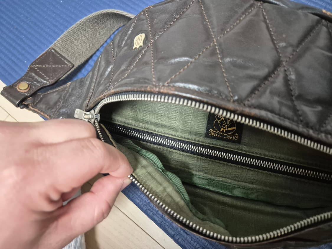 디아프바인 말가죽 힙색 상품이미지9