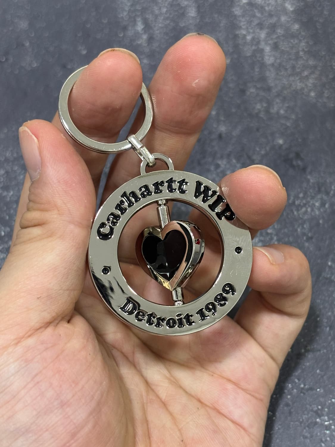 칼하트 / WIP 모달리티 키체인 하트 스틸 키링 열쇠고리 상품이미지1