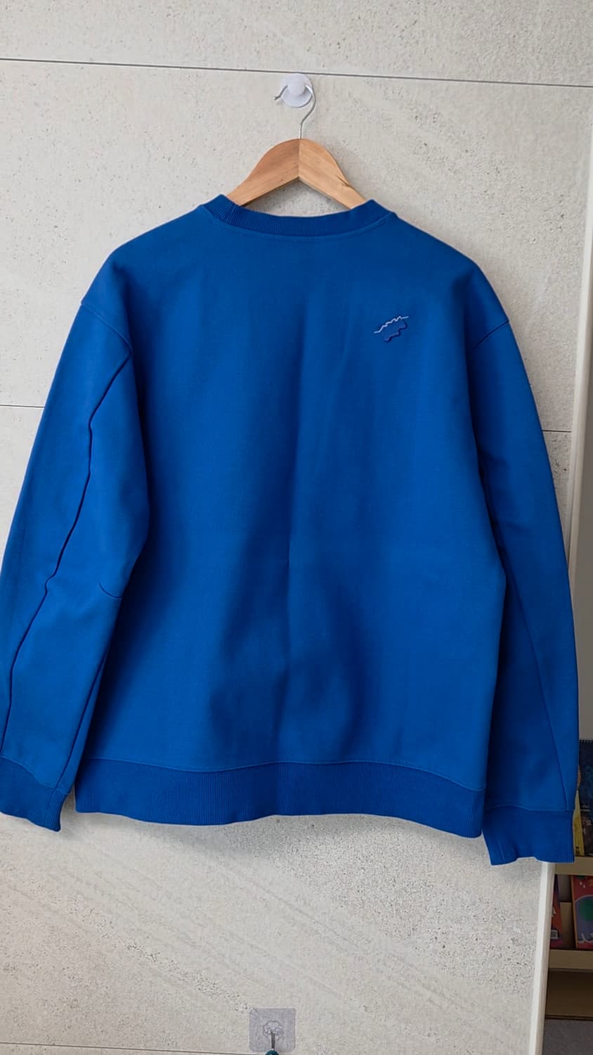 아더에러 21FW 위아더챔피언 맨투맨 A1 택보유 상태 최상 상품이미지5