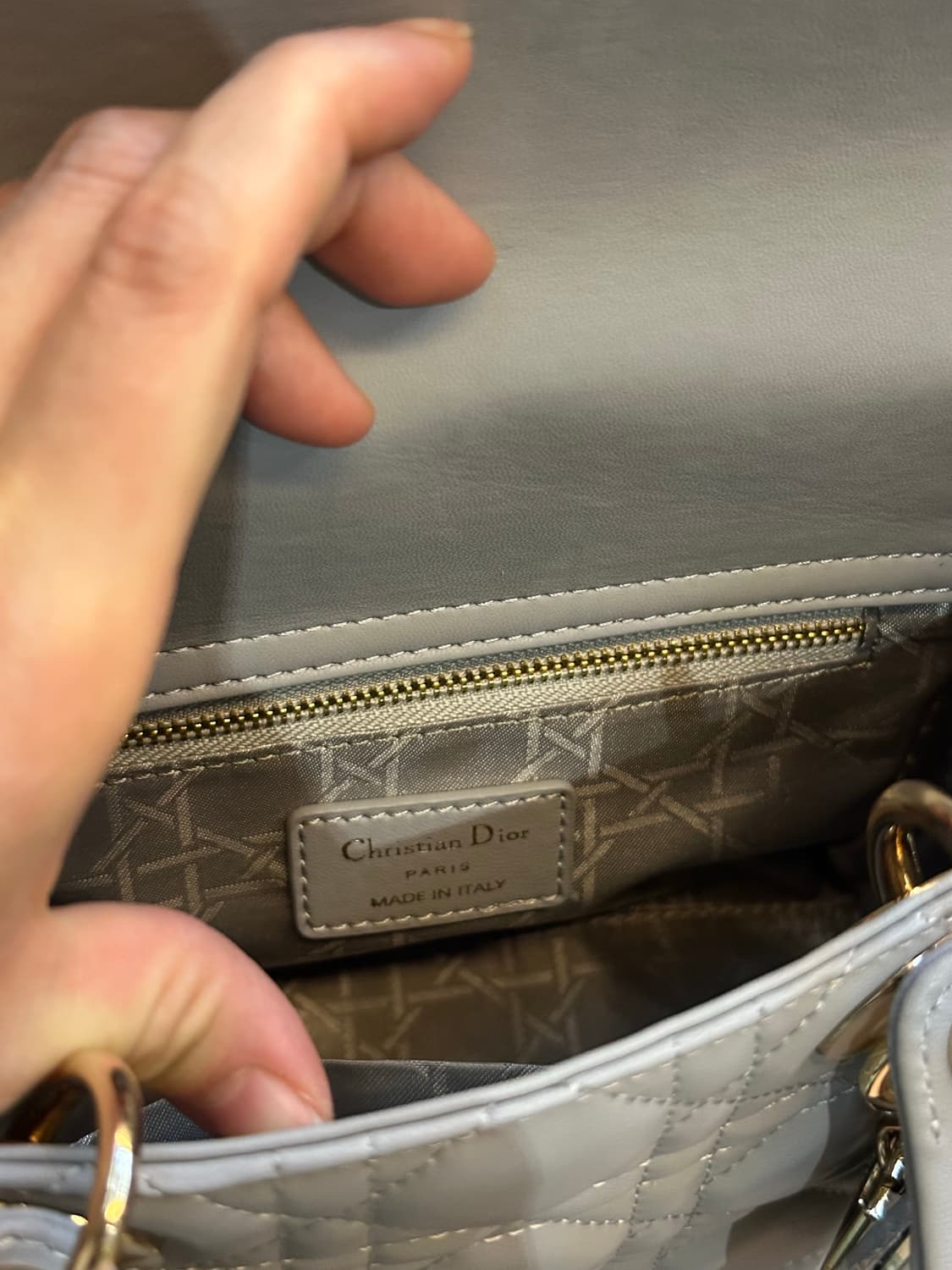 디올 레이디백 미니 사이즈 상품이미지8