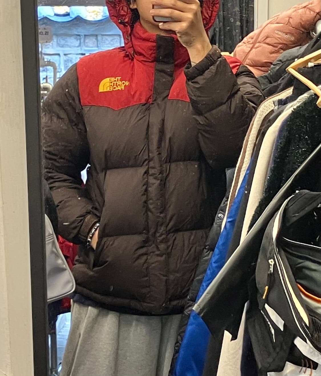 노스페이스 눕시 브라운레드 패딩 상품이미지1