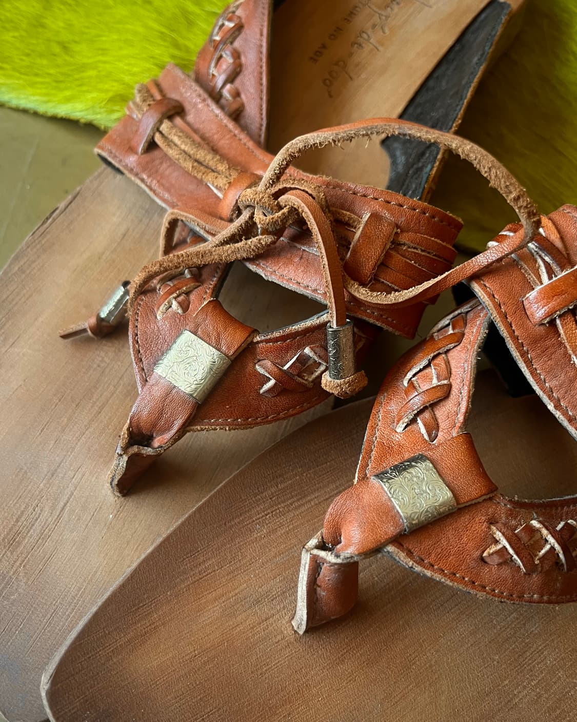 Whoop de doo Leather Western Flip-Flop 상품이미지4