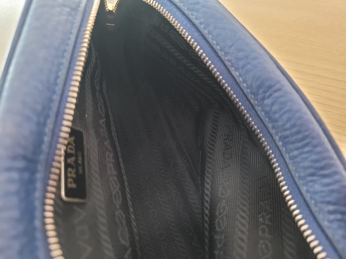 🏷️ PRADA 당신의 일상을 특별하게 만드는 '프라다 로얄 블루' 파 상품이미지7