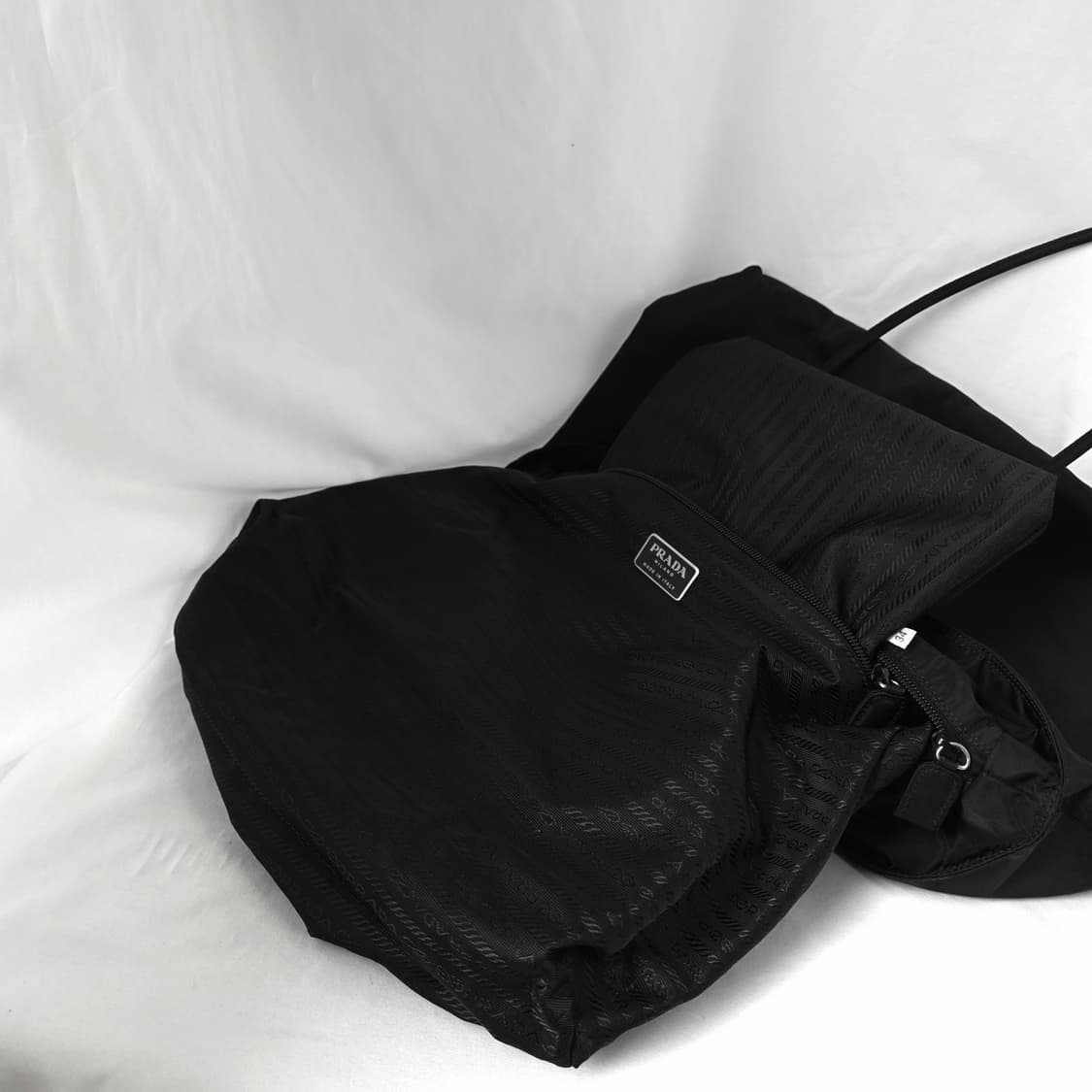 [정품 PRADA] 프라다 포코노 나일론 긴줄 숄더백 쇼퍼백 라지 상품이미지7