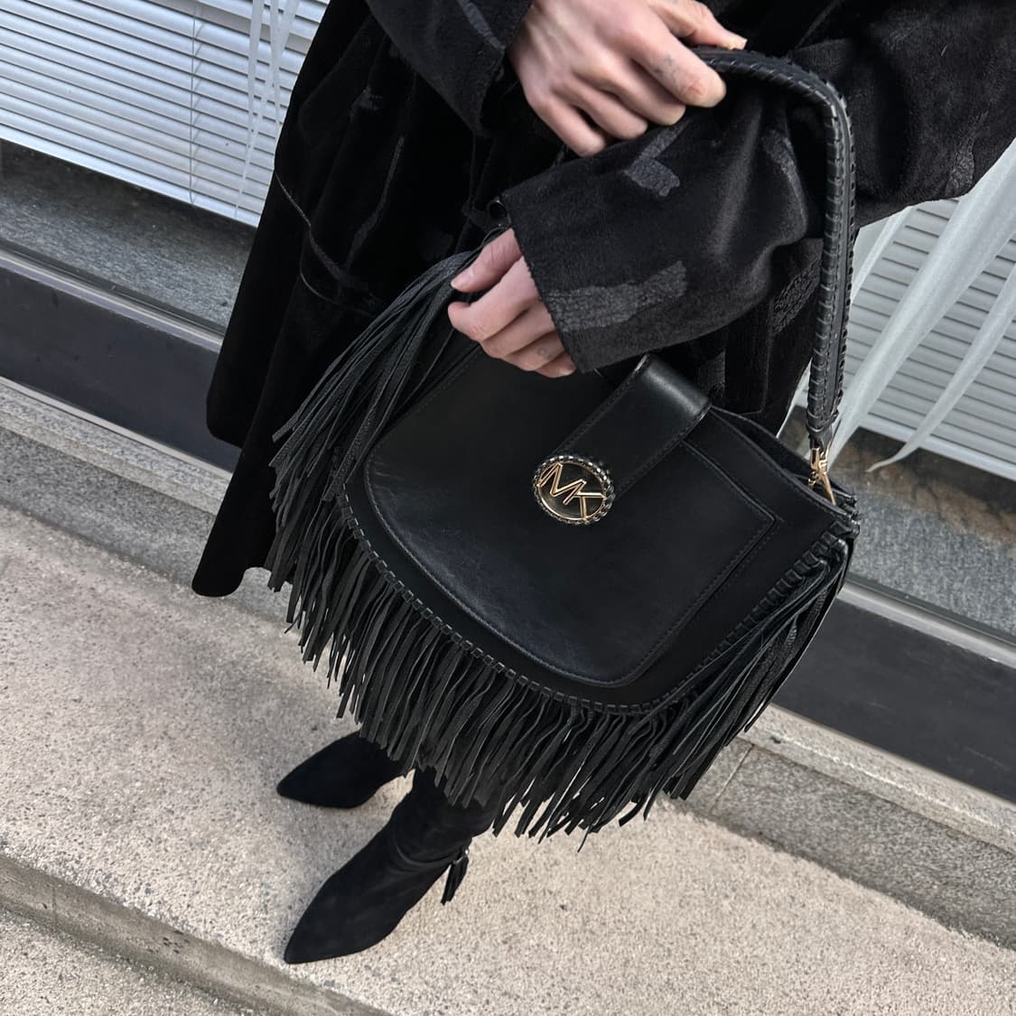 00s 레어 마이클 코어스 풀 가죽 프린지 가방 상품이미지10