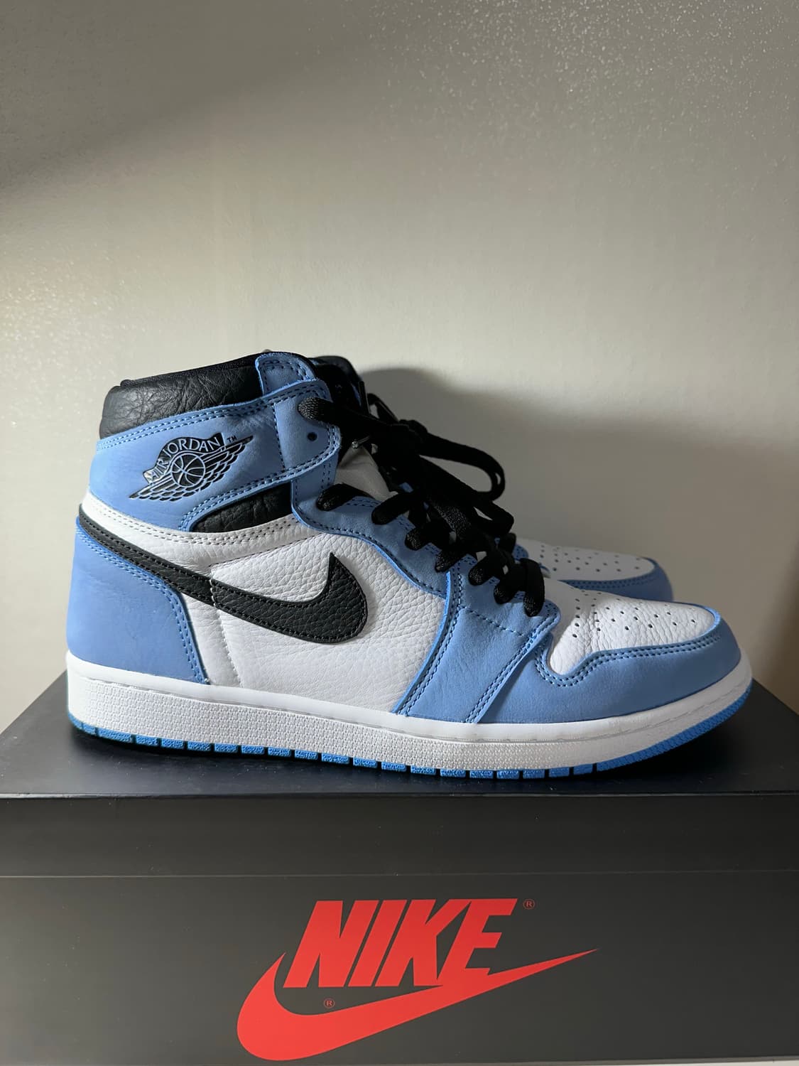 조던1하이 OG 유니버시티블루(나이키코리아탭,285사이즈,새상품급) 상품이미지3