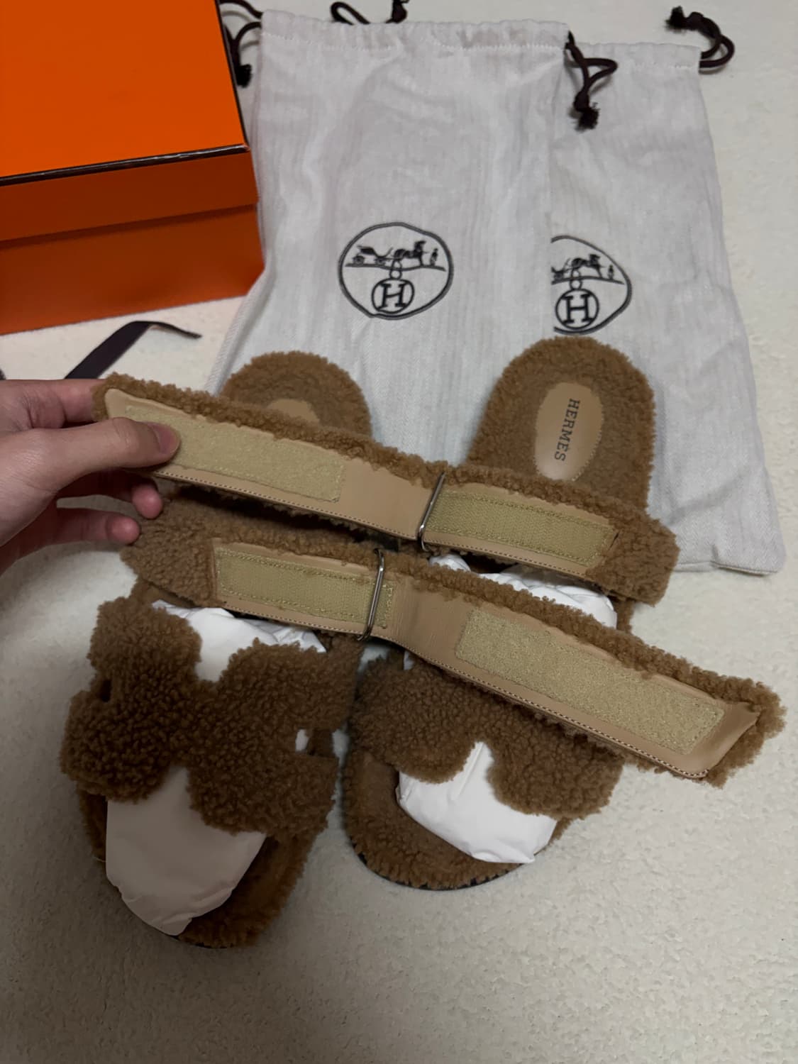 (최상,최저가) 에르메스 시프레 시어링 퍼 샌들 슬리퍼 상품이미지4