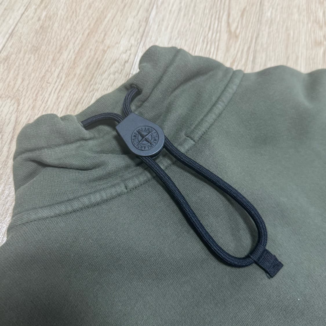 스톤 아일랜드 반집업 아노락 기모 맨투맨 M 상품이미지9