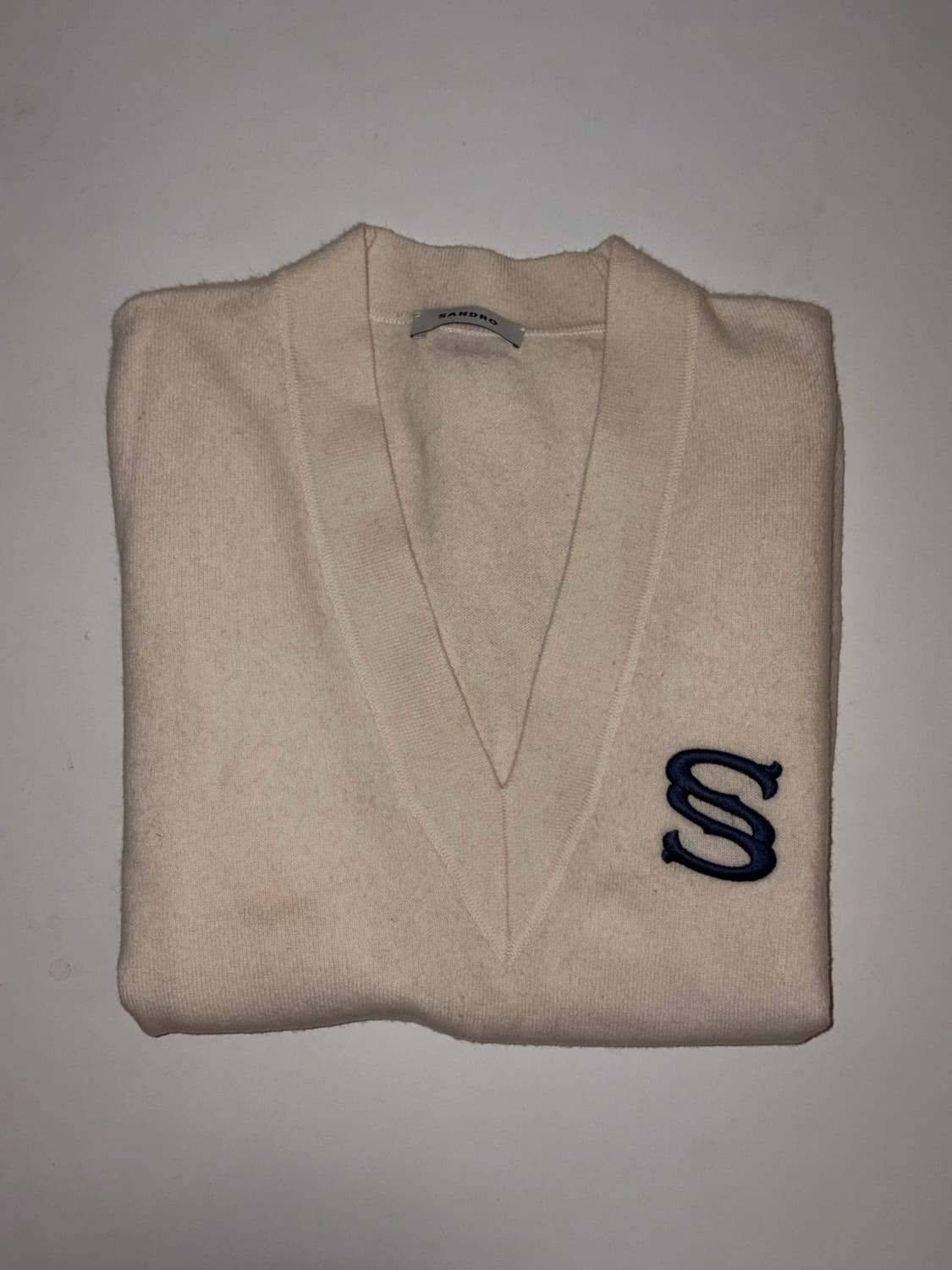 산드로 울 캐시미어 브이넥 니트 상품이미지3