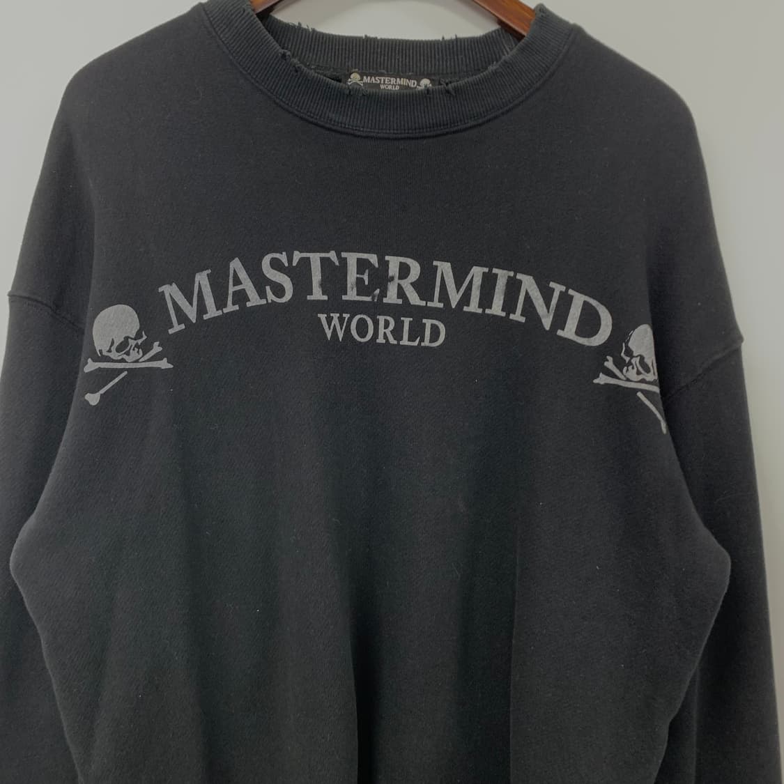마스터마인드 월드 빈티지 디테일 블랙 맨투맨  상품이미지5