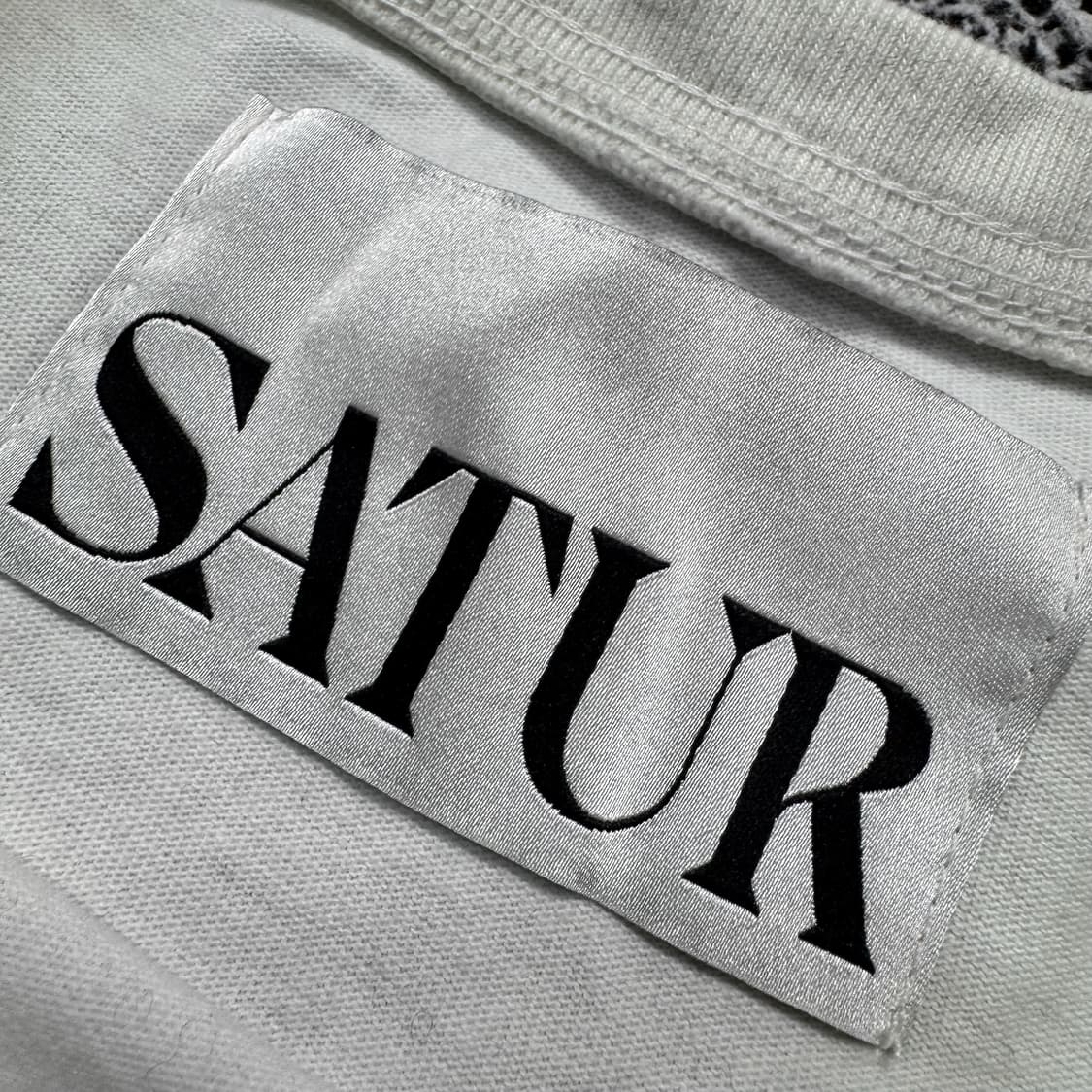 Name : SATUR 세터 시그니처 빅로고 화이트컬러 반팔티 :)  상품이미지3