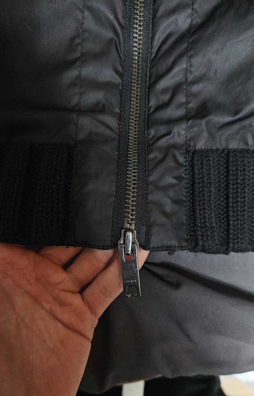 DKNY 니트 바람막이  후드내장 집업 M 상품이미지4