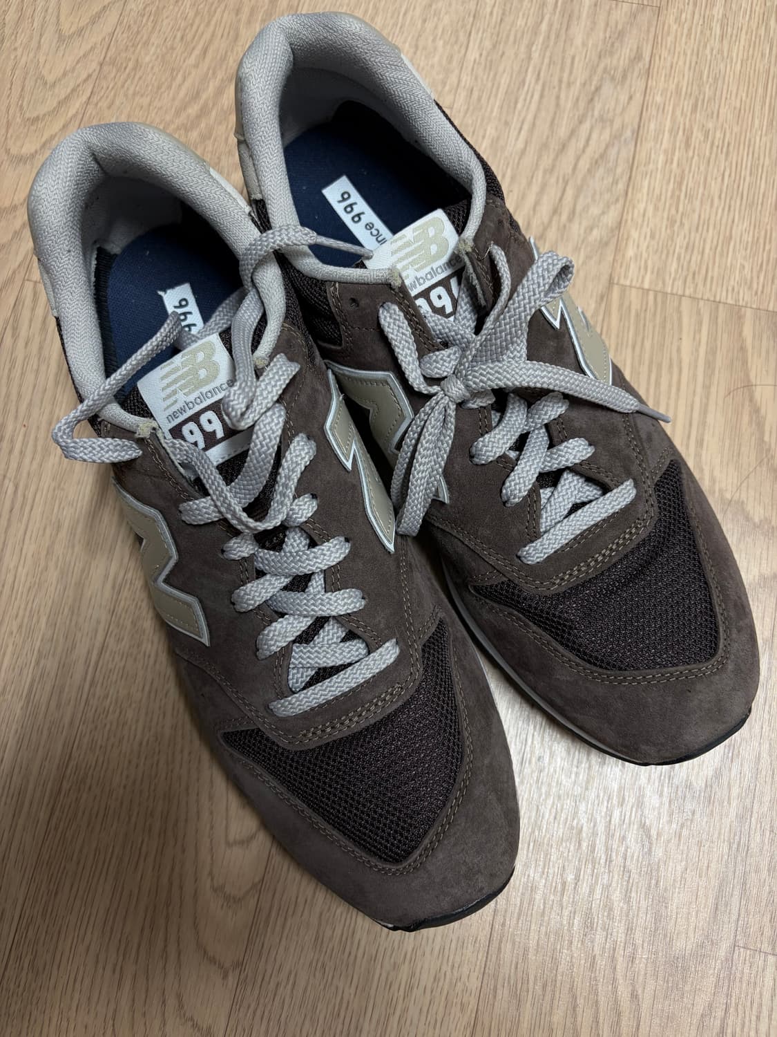 뉴발란스 996 브라운 상품이미지1