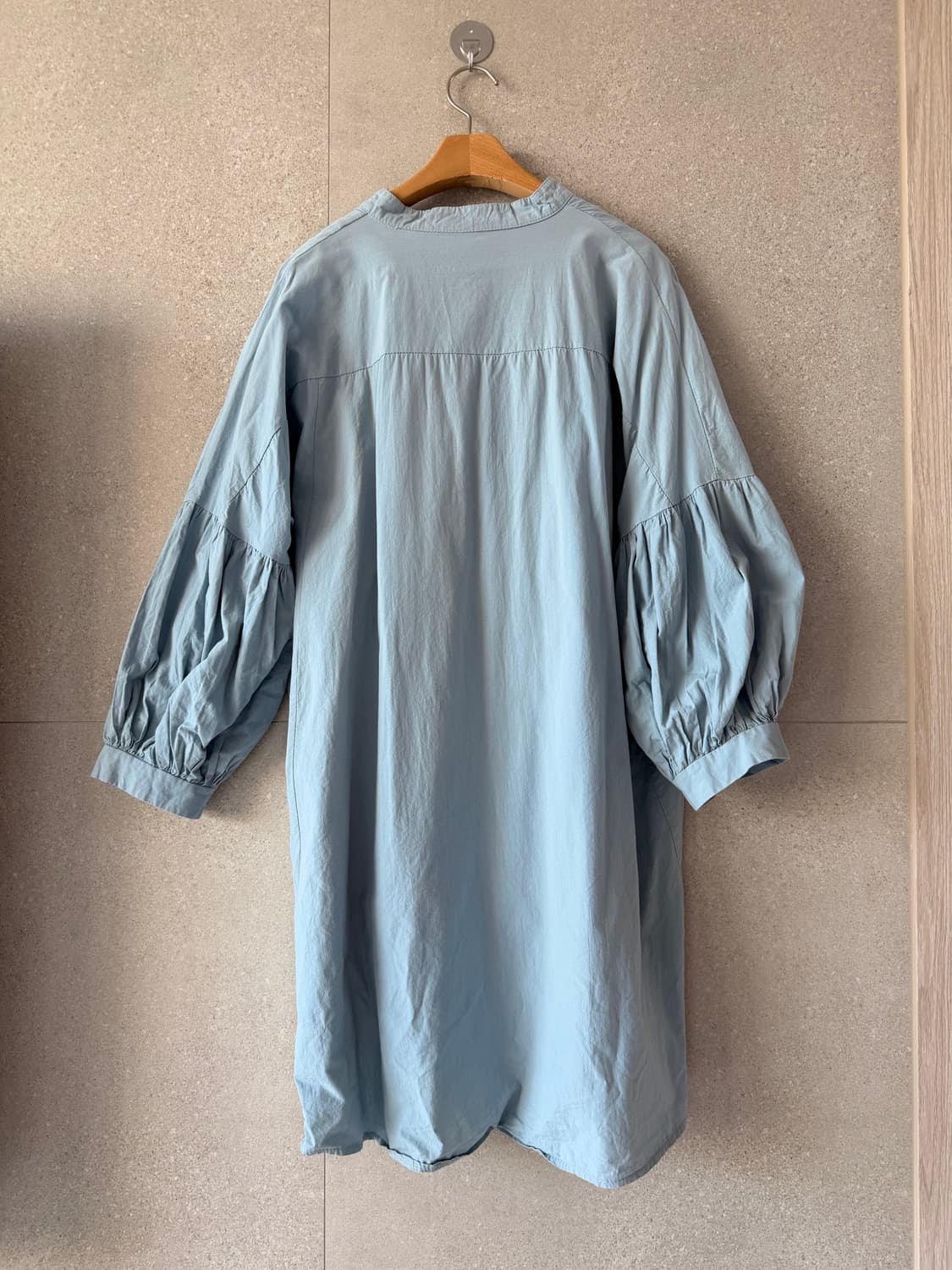 바스락 블라우스 오버핏 퍼프소매 상품이미지3