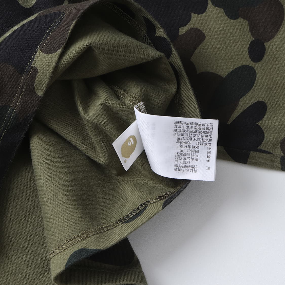 A BATHING APE 1st Camo Cropped LS Tee 상품이미지9