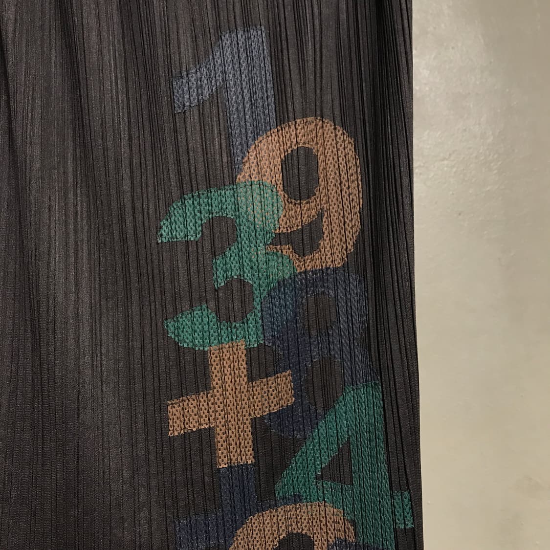 이세이 미야케 플리츠 플리즈 넘버 스커트 5(W) 상품이미지4