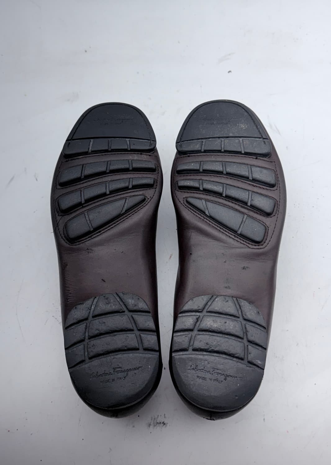 정품)페라가모 250 상품이미지8