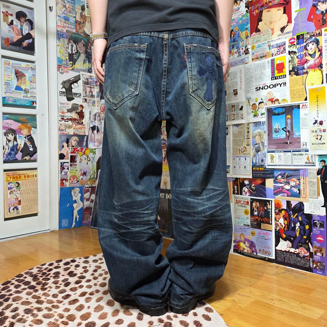 빈티지 워싱 백포켓 자수 오버핏 데님 팬츠 상품이미지1