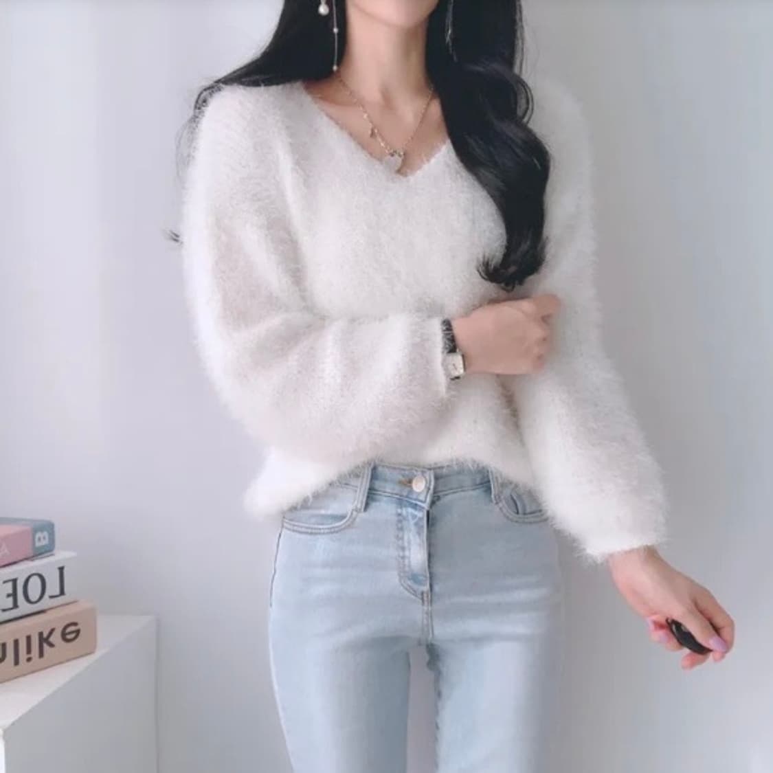 포근 브이넥 눈꽃 앙고라 니트 상품이미지1