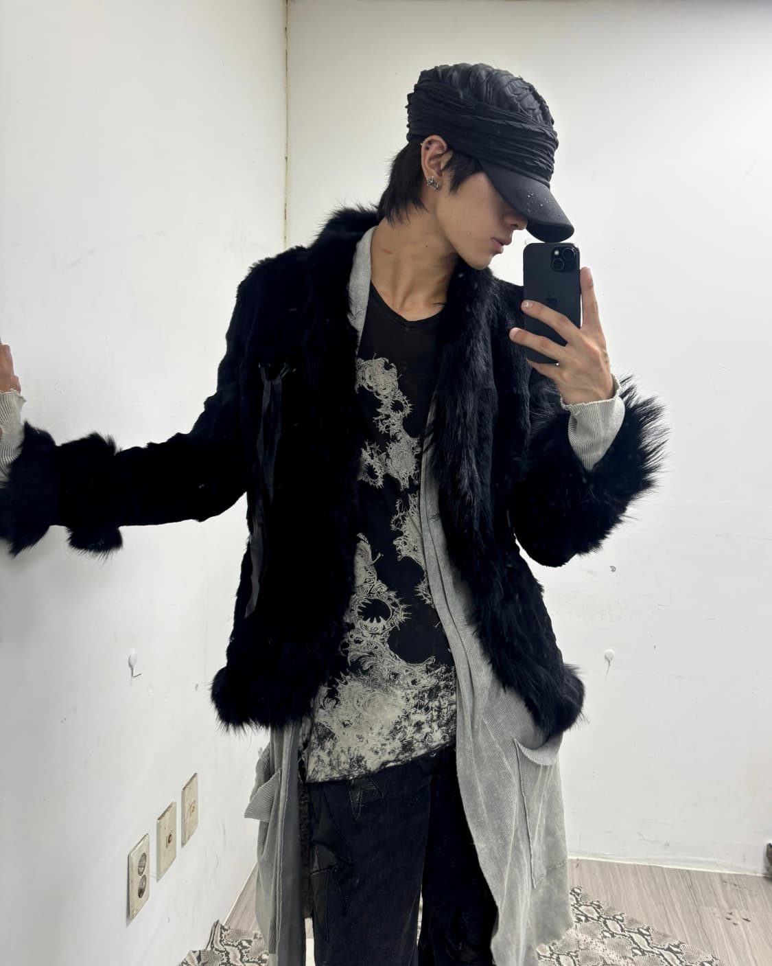 “Vintage” Rabbit Fur Trimming Leather De 상품이미지1