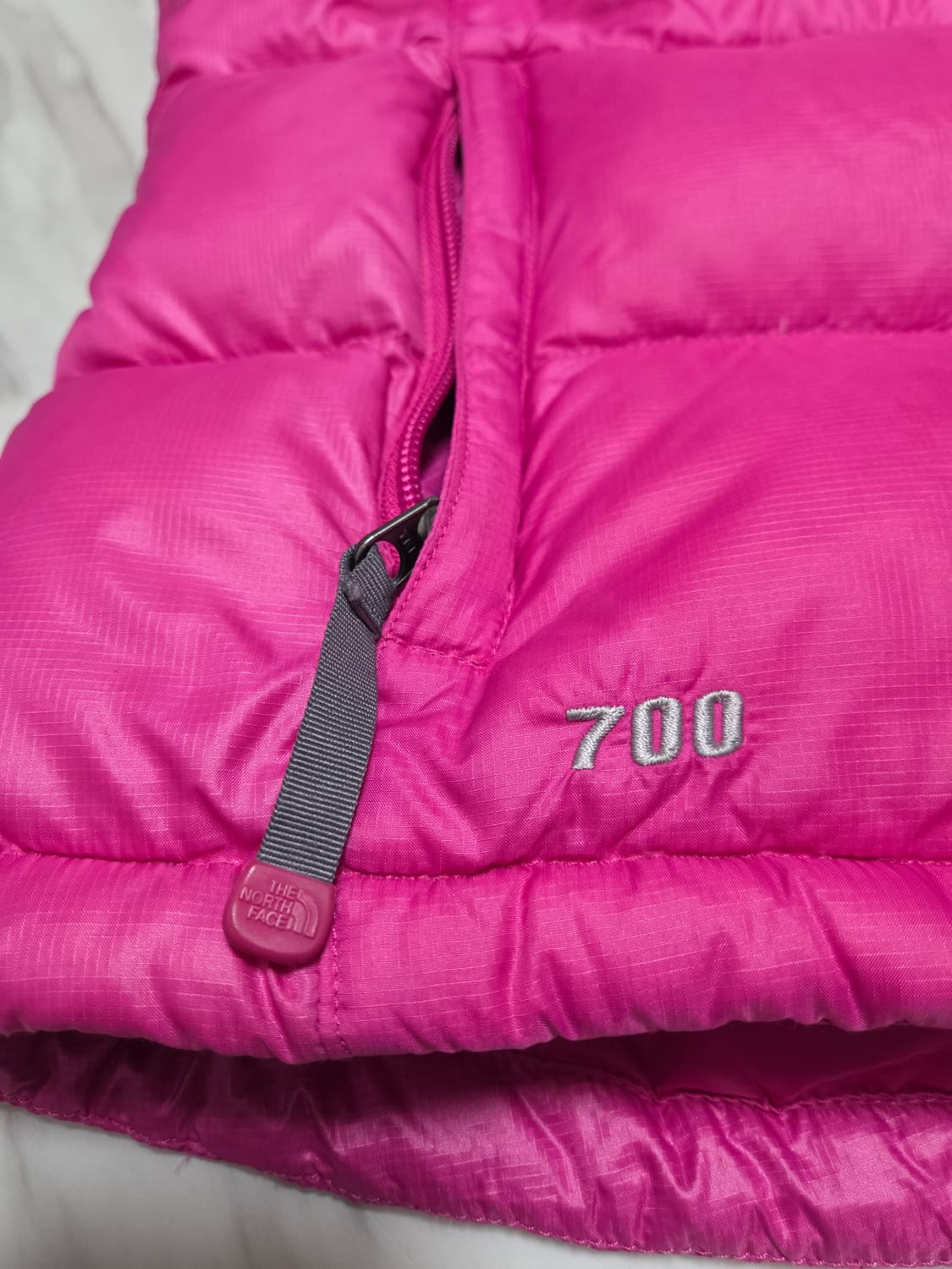 노스페이스 700 눕시 패딩 조끼 상품이미지3