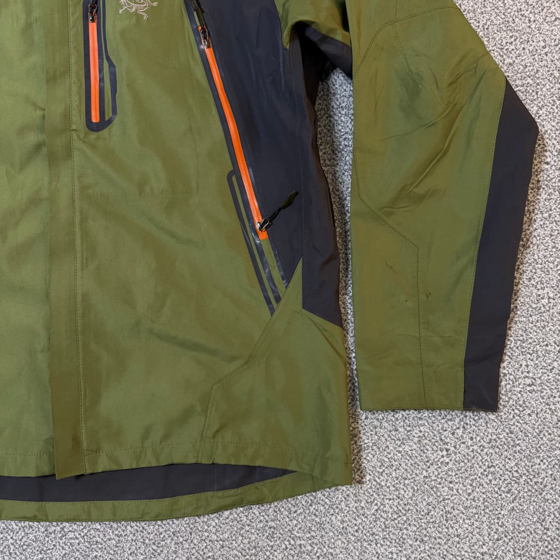 아크테릭스 바람막이 M 상품이미지6