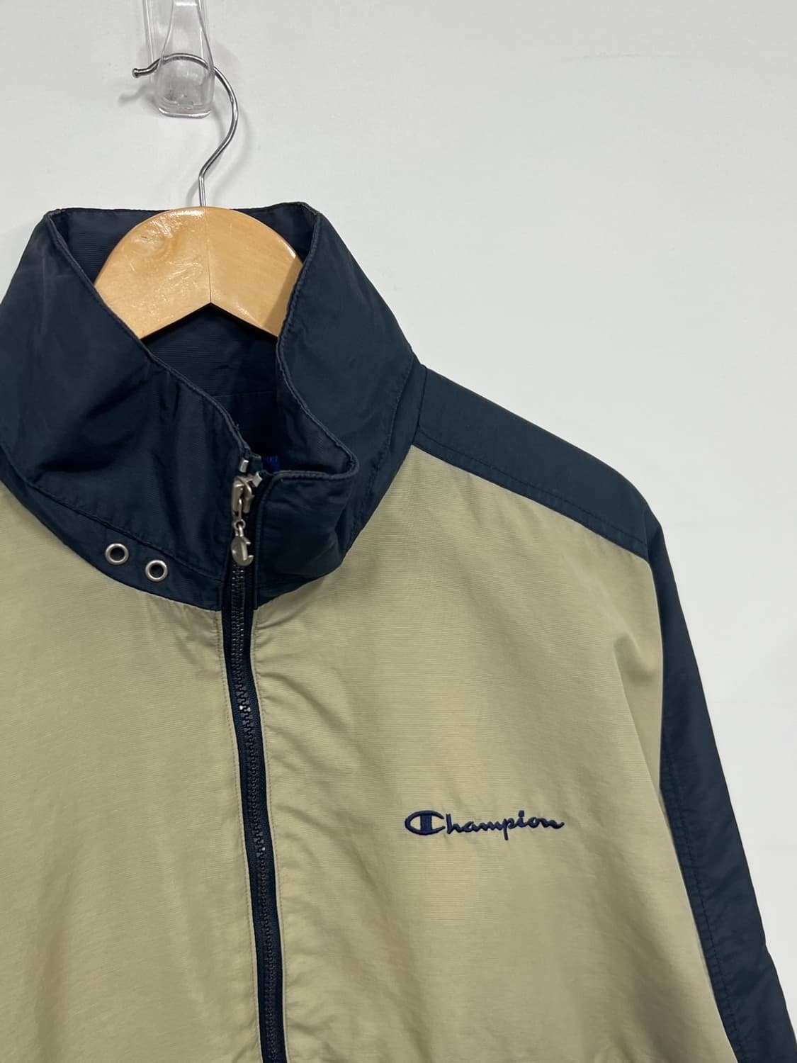 챔피온 로고 올드스쿨 반집업 바람막이 아노락 상품이미지2