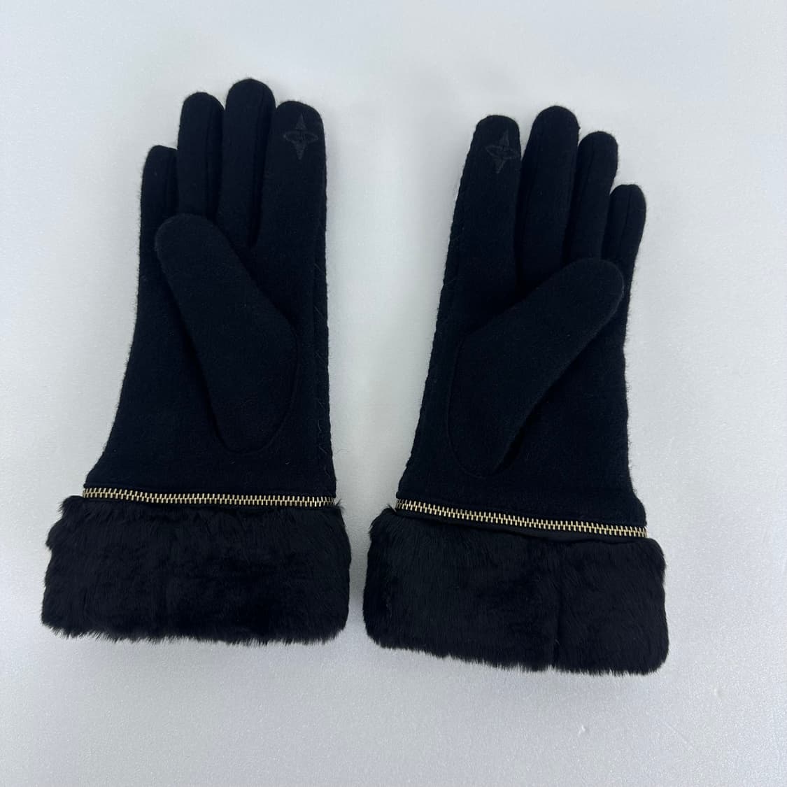 METROCITY 메트로시티 시그니처 패턴 여성 털장갑 (스마트폰터치) 상품이미지4