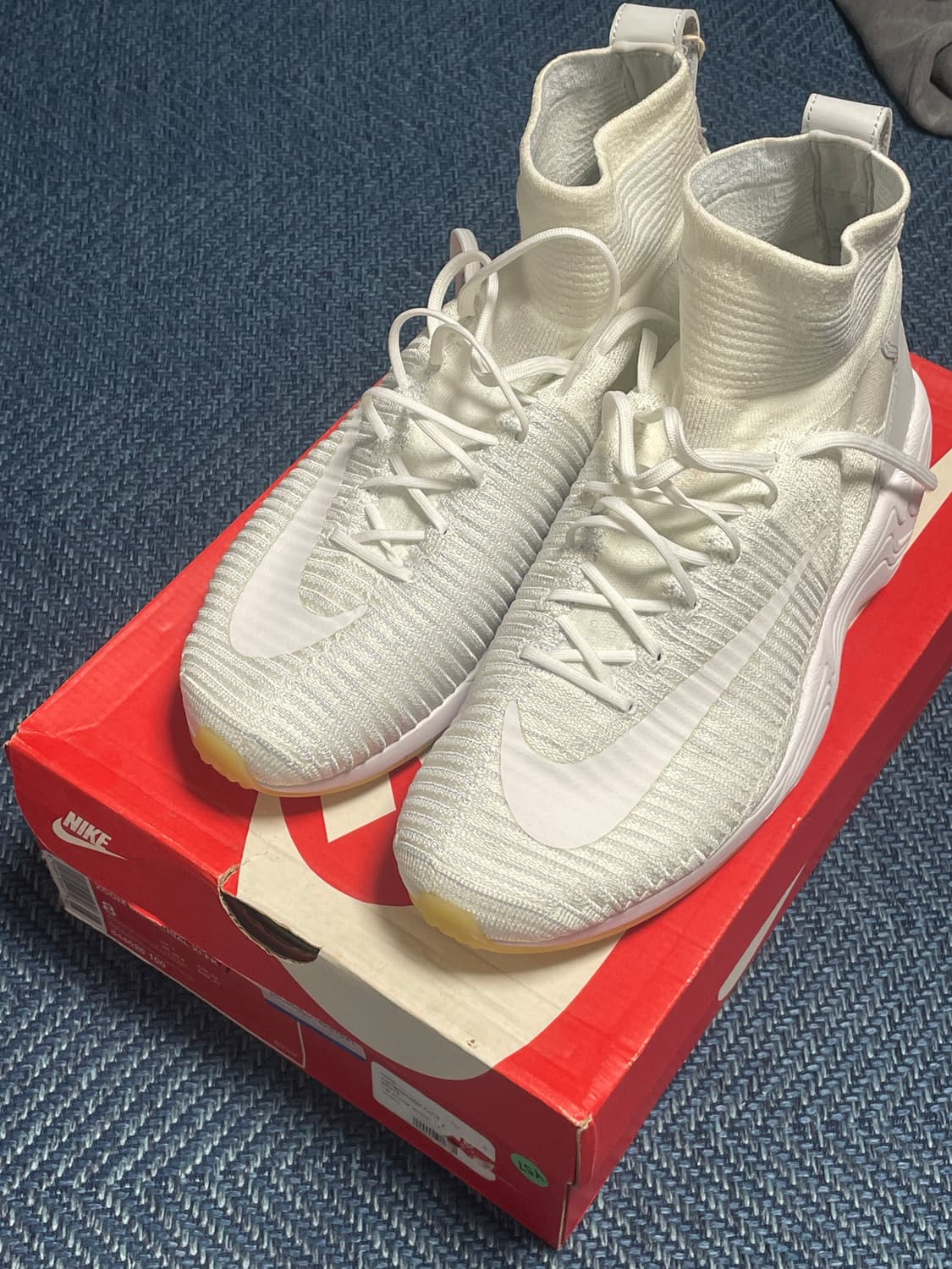 줌 머큐리얼 11 플라이니트 상품이미지1