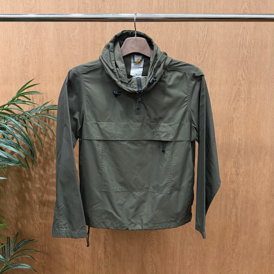 칼하트 아노락 후드 윈드 브레이커 지퍼 포켓 밑단 드로우 스트링 카키 상품이미지1