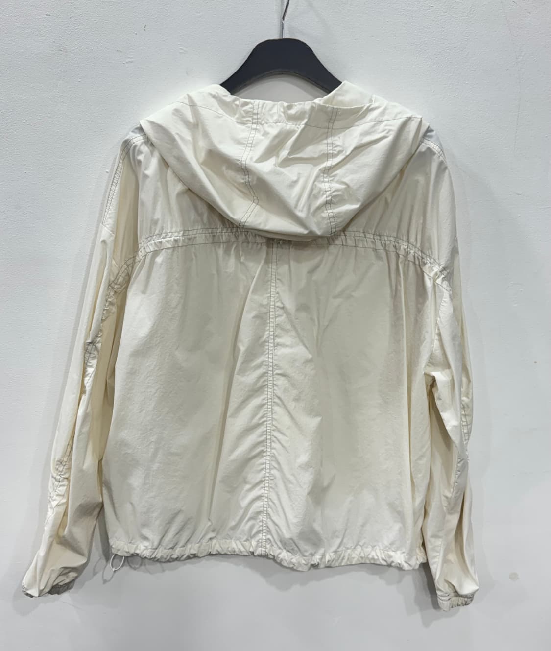 엄브로 오버핏 아이보리 바람막이  상품이미지6