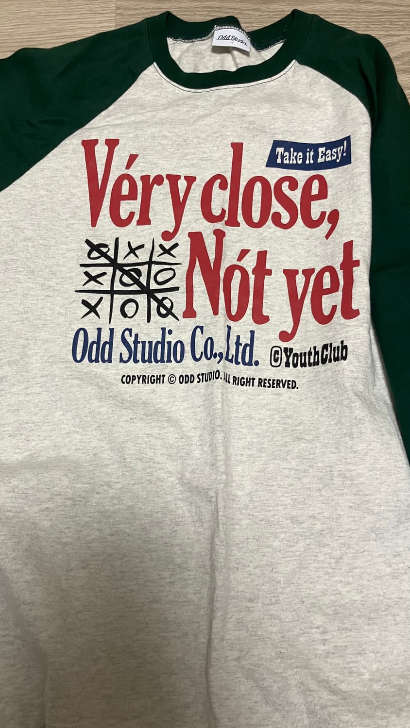 오드스튜디오 롱슬리브 티셔츠 오트밀/그린 1사이즈 상품이미지1