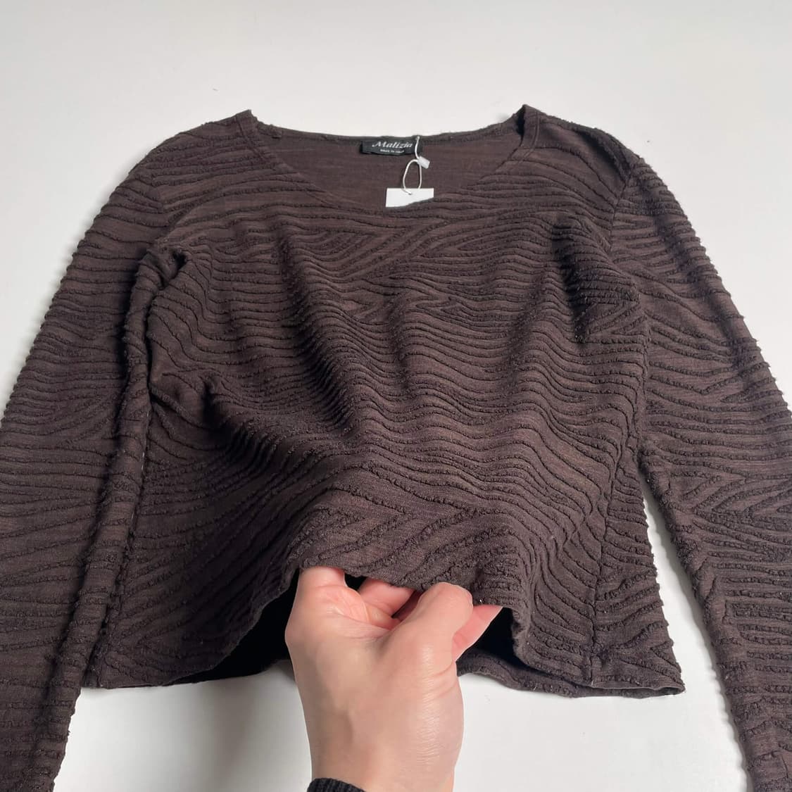 Malizia 3D 라인 텍스쳐 롱 슬리브 (italy)   상품이미지3