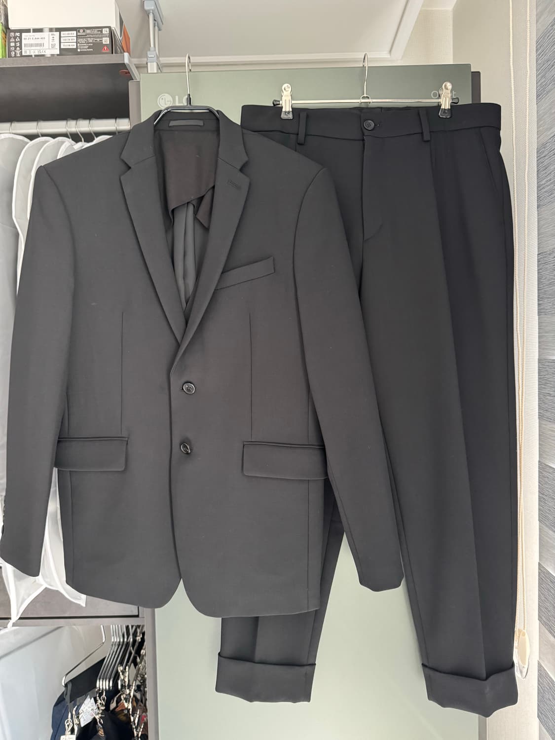 송지오 옴므 블랙 셋업  상품이미지1