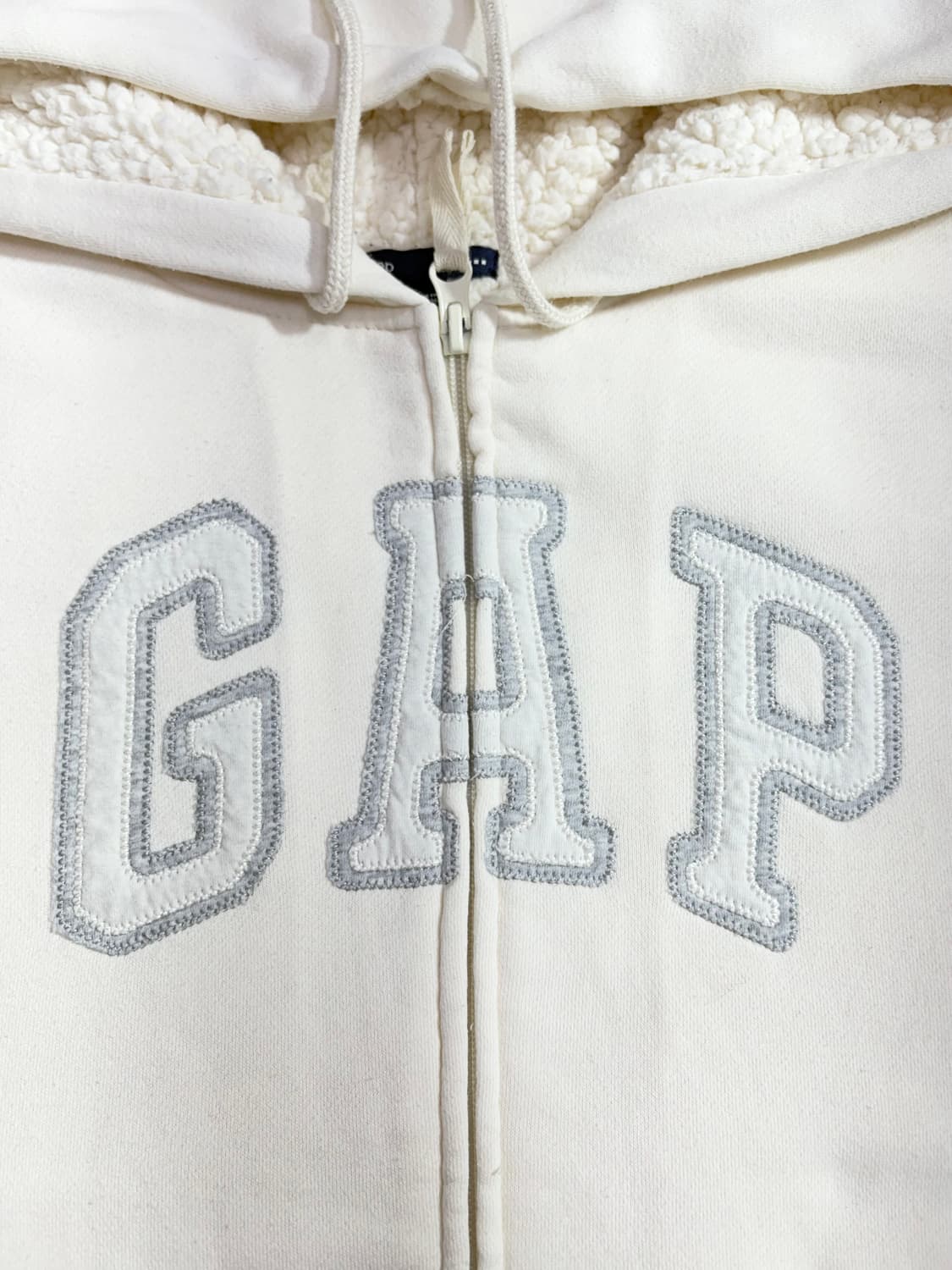 GAP 갭 화이트 오버핏 양털 후드집업  상품이미지5