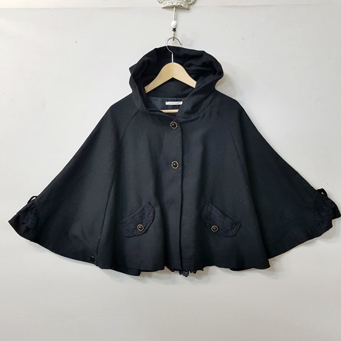 axes femme 후드 케이프 블랙 상품이미지1