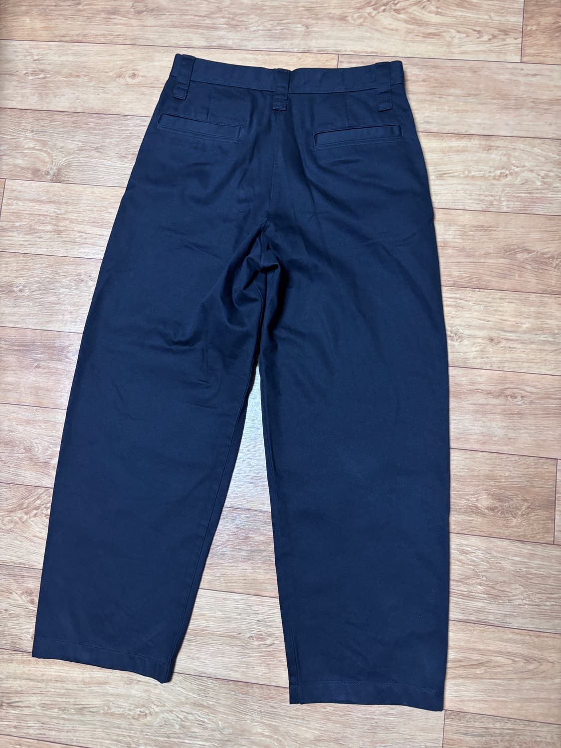 유니클로 와이드핏치노팬츠 09블랙 76사이즈 상품이미지2