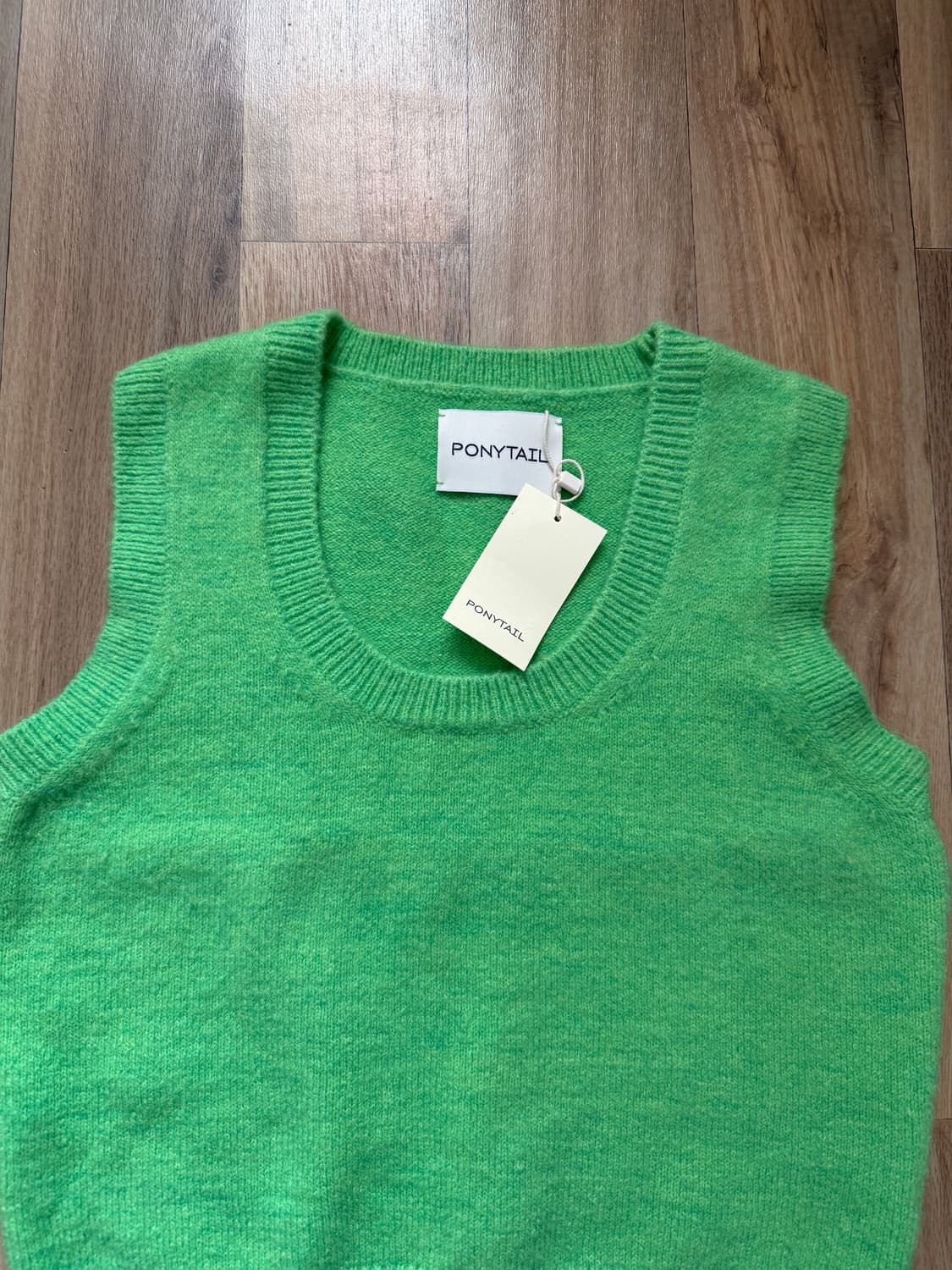 포니테일 쇼퍼 니트 베스트 상품이미지3