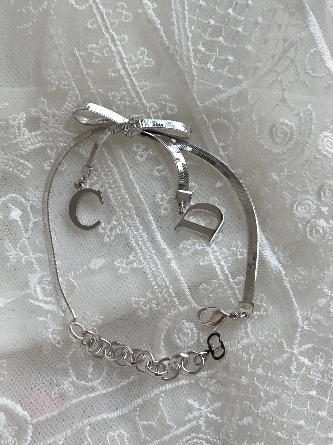 디올 은장 스네이크 체인 CD 로고 리본 팔찌 상품이미지7