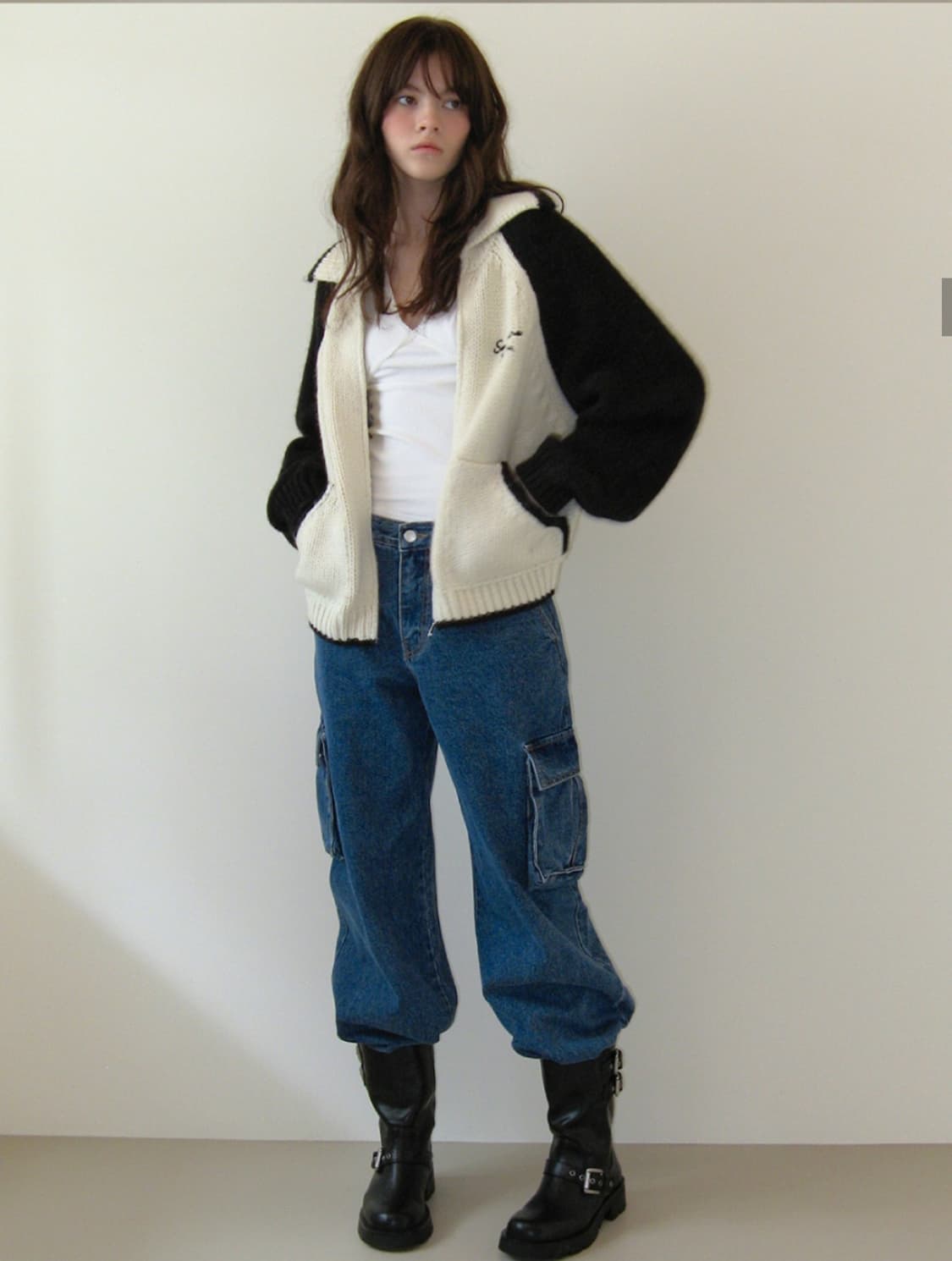 썸웨어버터 letter alpaca knit zip-up black 상품이미지3