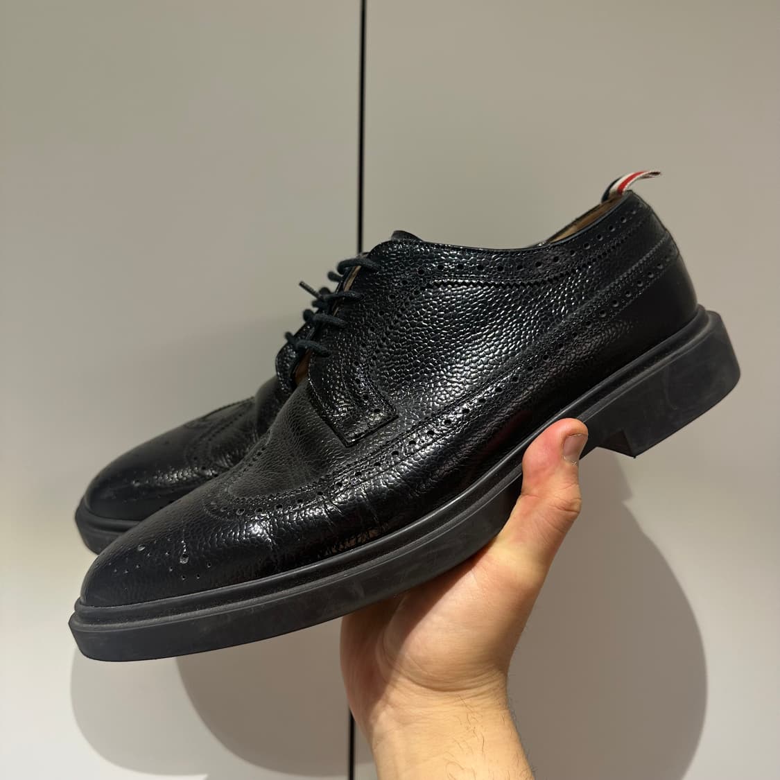 톰브라운 윙팁 러버솔 상품이미지2