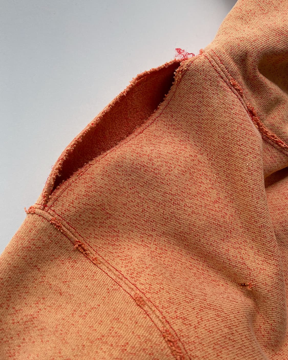 챔피온 리버스위브 디스트로이드 페인팅 후드티 상품이미지5