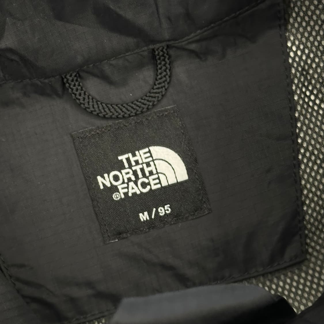 95 노스페이스 드라이벤트 블랙 후드 바람막이 상품이미지4