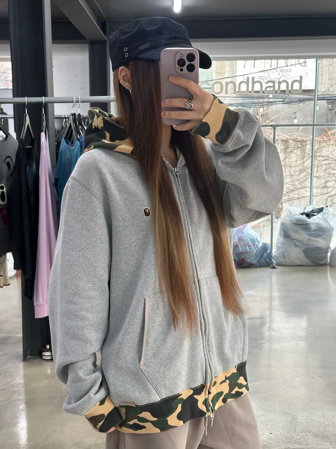 베이프 1st 카모 자수사루 원포인트황계 풀 후드집업 그레이 상품이미지2
