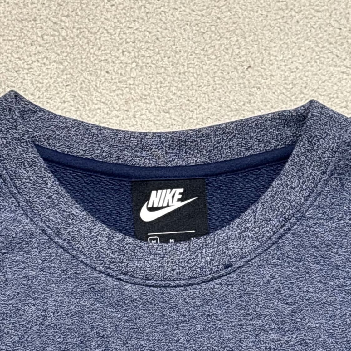 NIKE 미드 스우시 헤리티지 맨투맨 네이비 M 상품이미지5