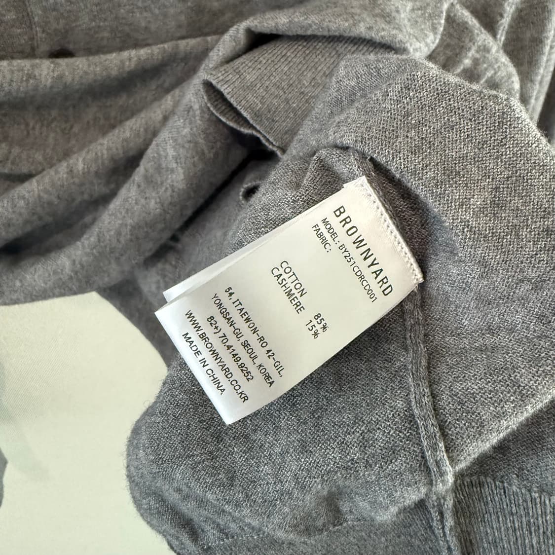 [6]브라운야드 코튼 캐시미어 라운드넥 가디건 그레이 상품이미지3